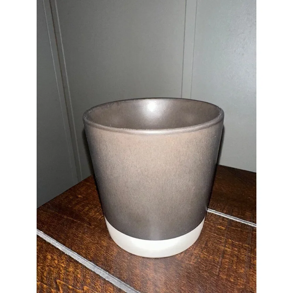 Starbucks 2018 brown